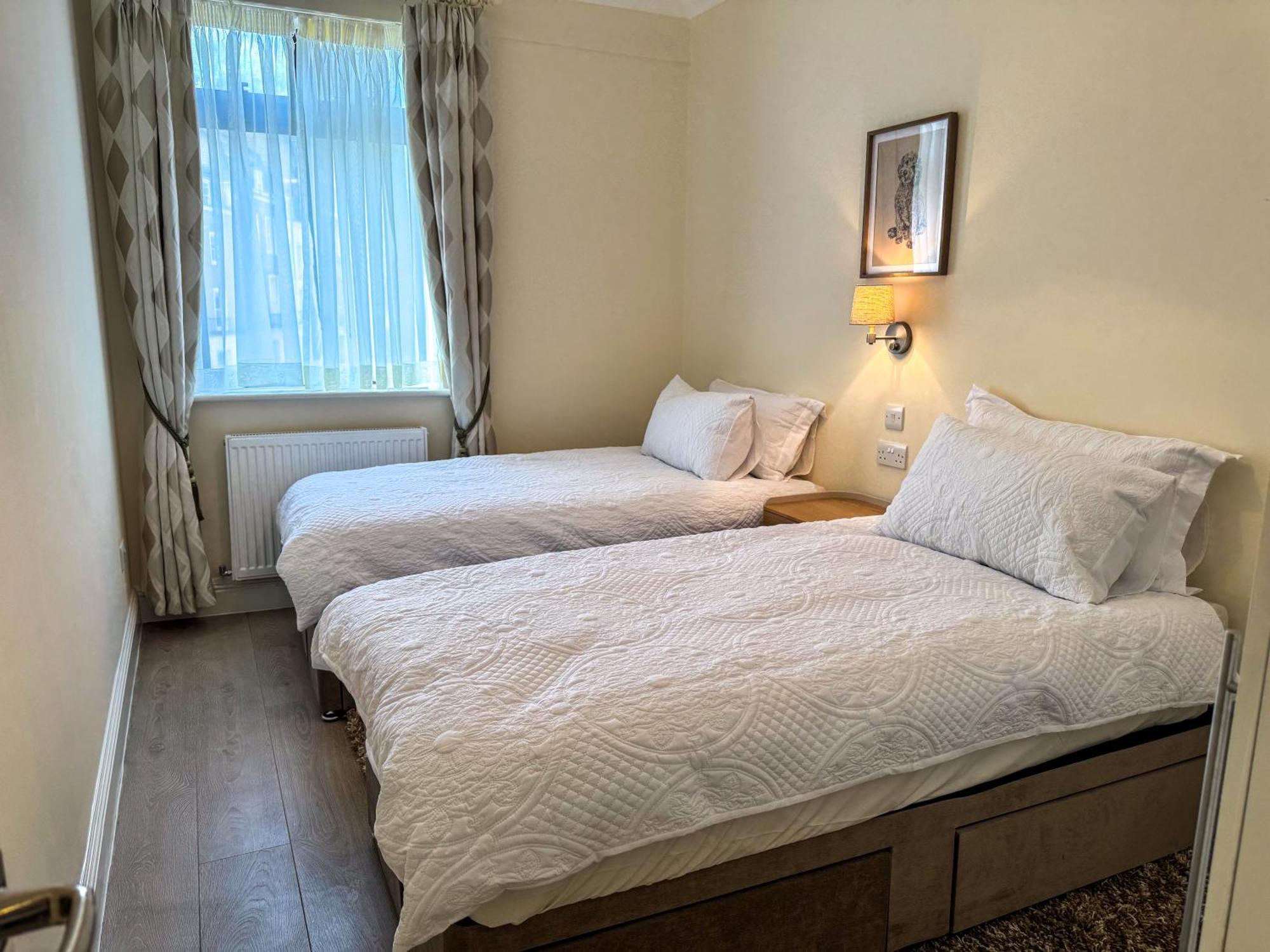 Apartment Hyde Park Corner Spacious 2 Bedroom